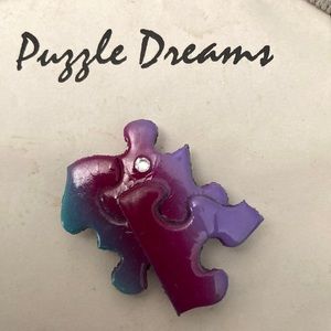 Vintage puzzle pin